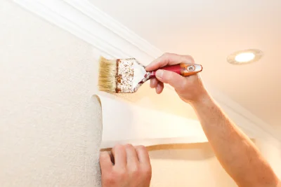 Pose de papier peint à Amenucourt — revêtements muraux et toiles de verre